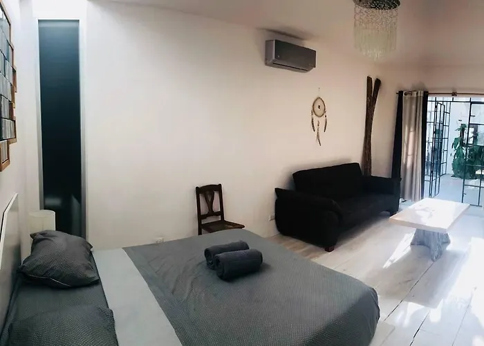 Radio Hotel